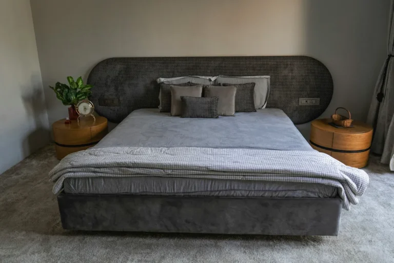 Double / King Bed Base & Mattress